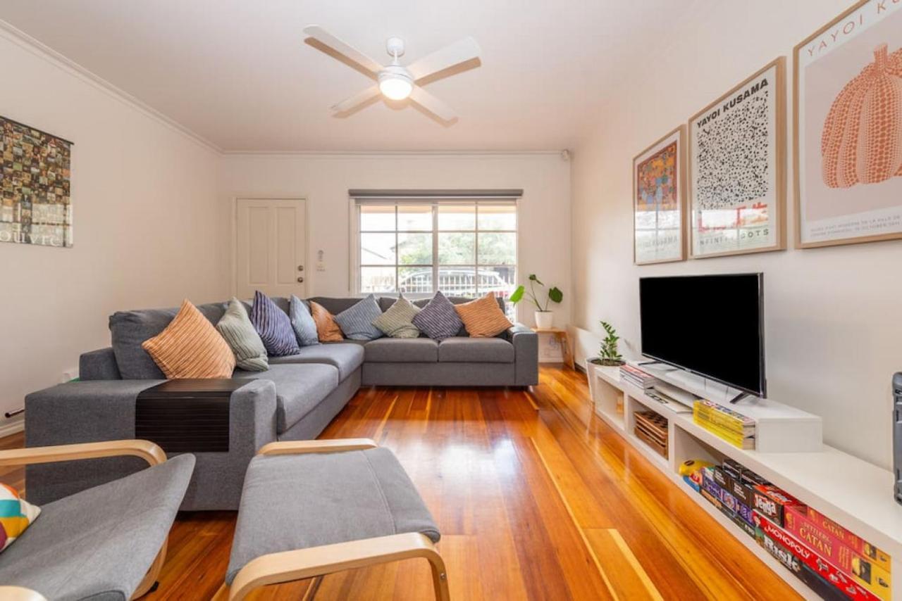 Brunswick 3Bdrm Townhouse, With Parking By Custom Bnb Hosting Villa Melbourne Exterior photo